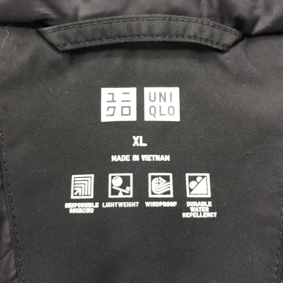 유니클로 신형 심리스다운파카 블랙[XL] 상품이미지5