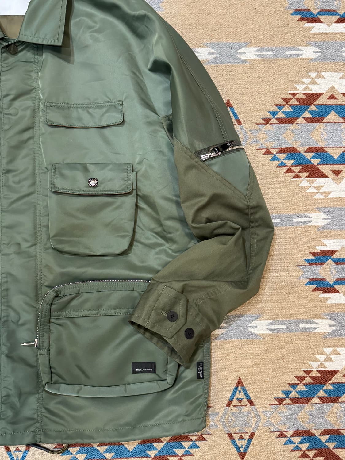 [L] 토가 아카이브 x 포터 나일론 블루종 카키  상품이미지7
