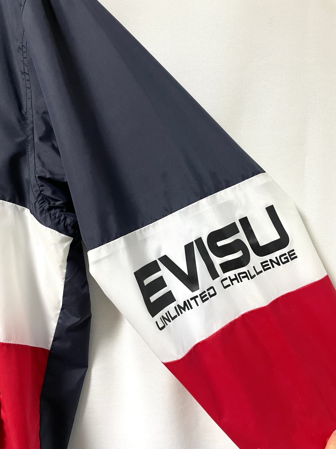 새상품) Evisu에비수 빅로고 배색 바람막이 자켓 100 _ SF9인성 상품이미지4