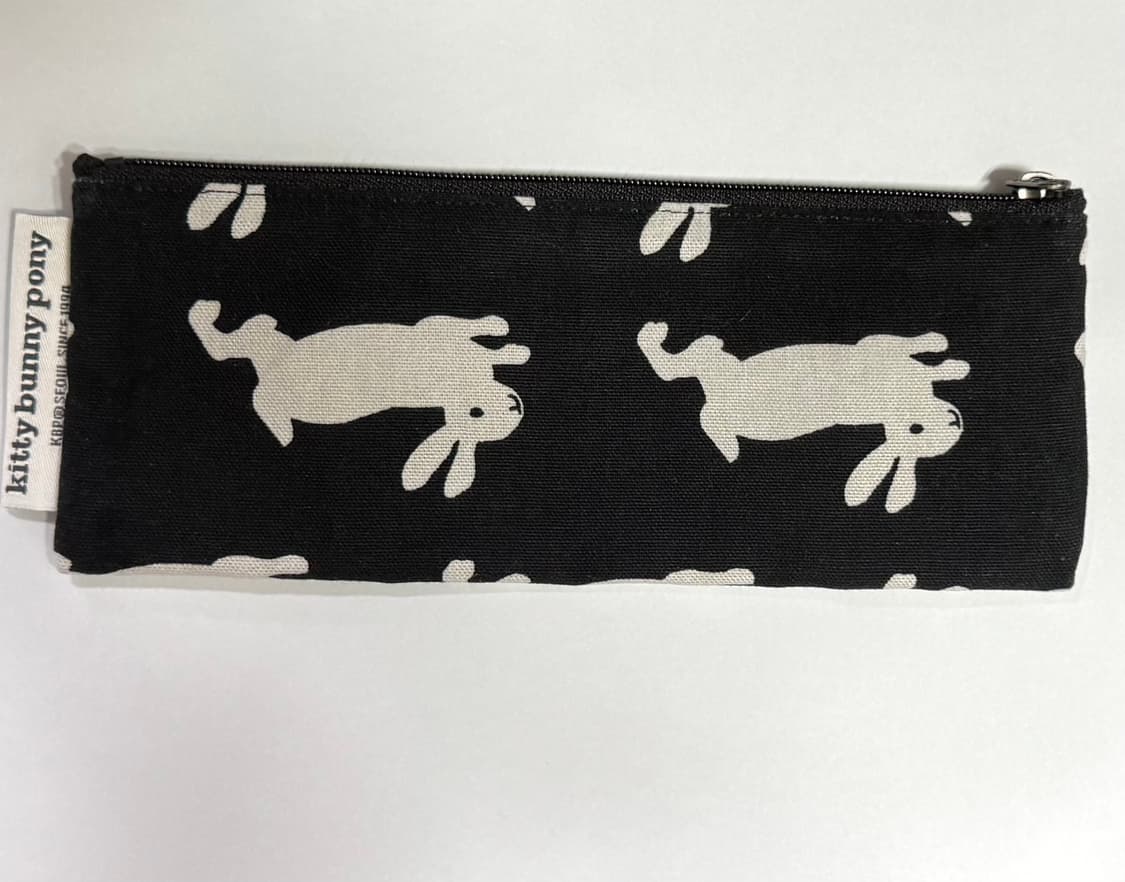 키티버니포니 해피 버니 하프 파우치  상품이미지2