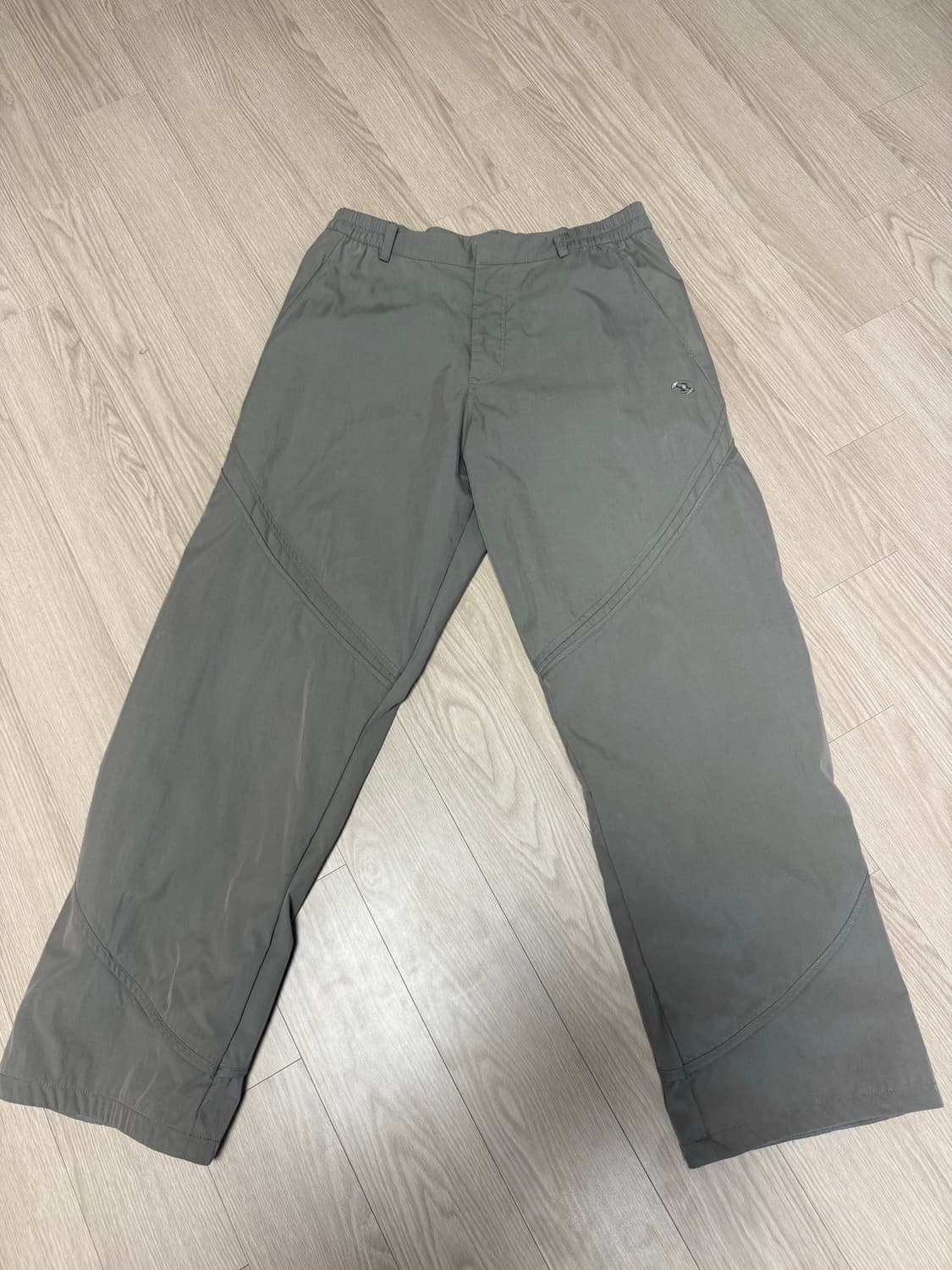 산산기어 테이프드 팬츠 머드 카키 - 23SS 2사이즈 상품이미지3