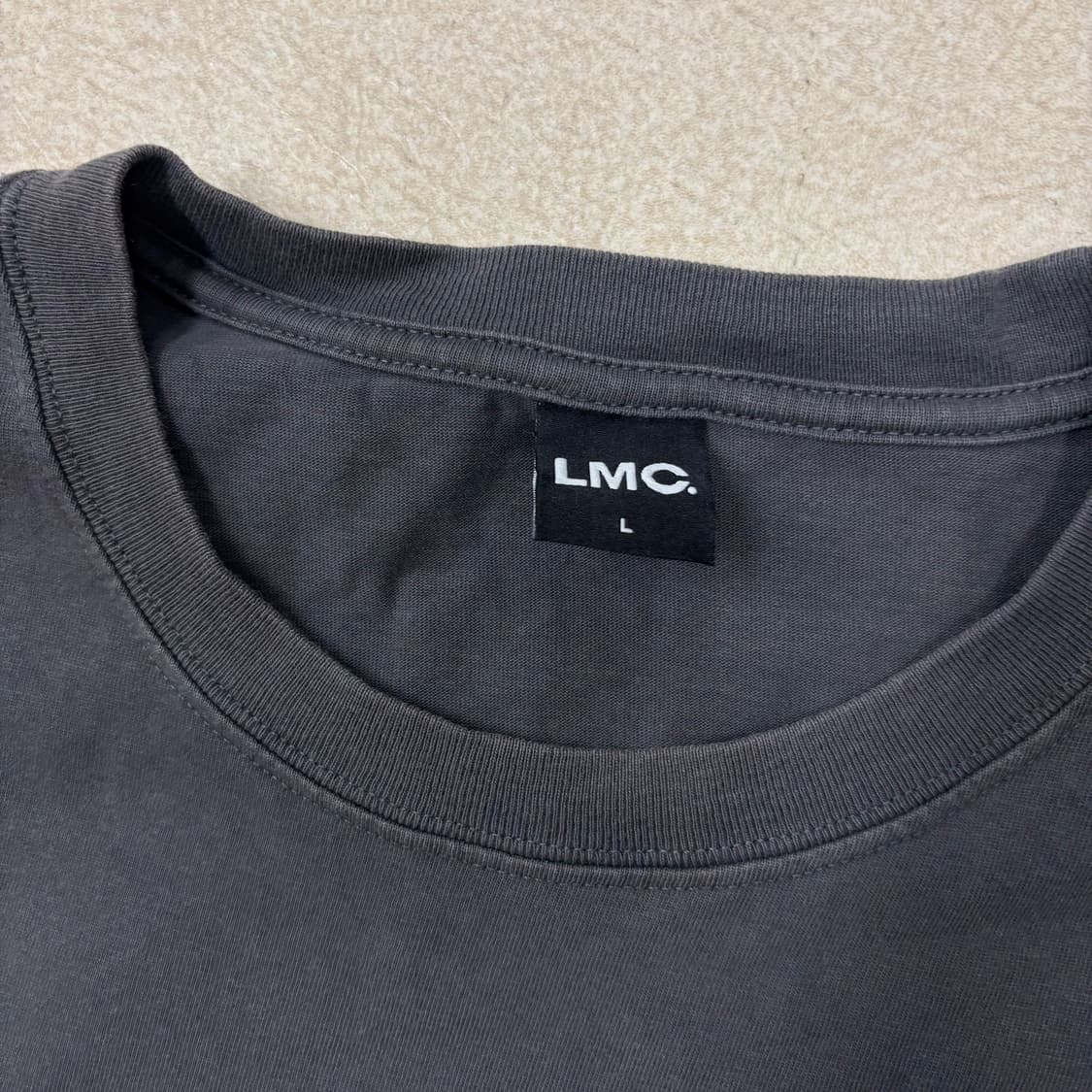 Lmc 스몰로고 블랙 반팔티 상품이미지3