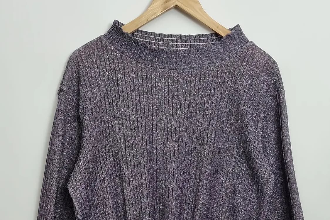 Meri the middle 루렉스 셔링 블라우스 상품이미지3