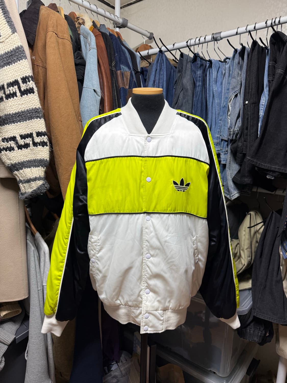 [L] 아디다스 재팬 스타디움 바시티 패딩 자켓 상품이미지1