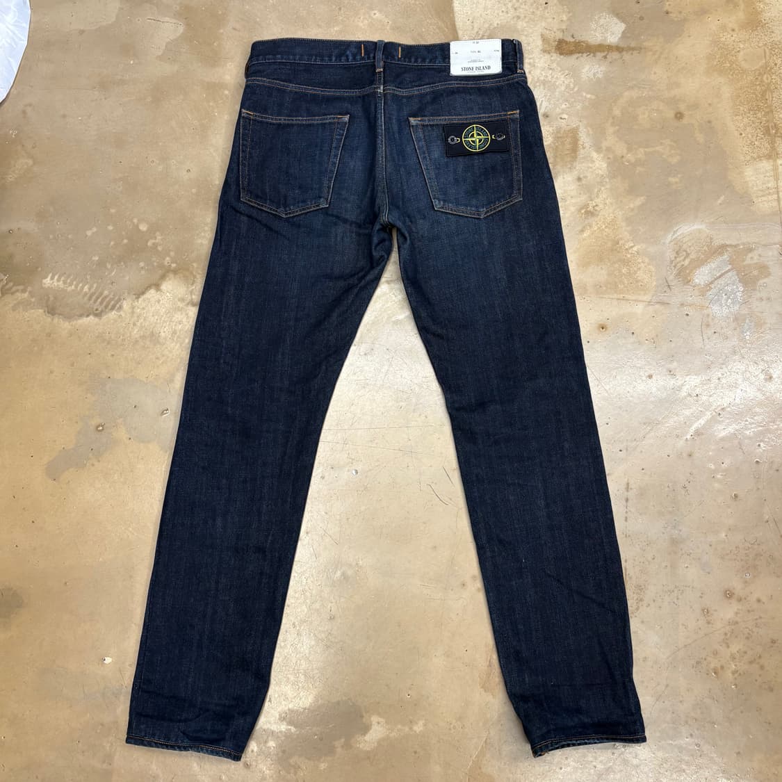 32 스톤아일랜드 SL 핏 데님 팬츠  상품이미지3