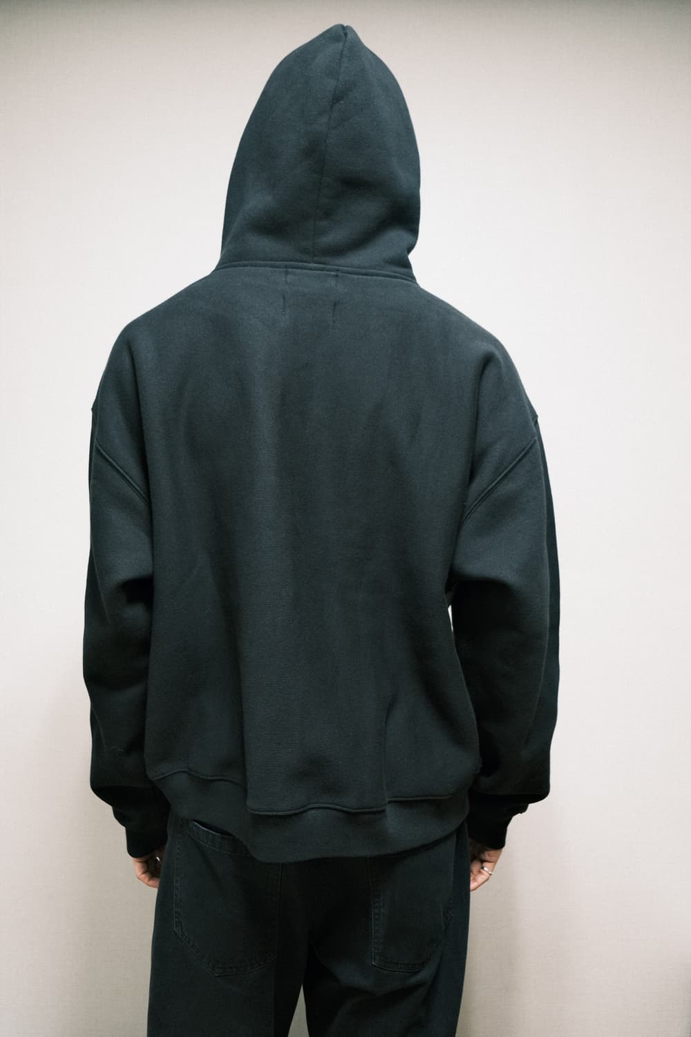 준야와타나베 x 팔라스 24FW 니트 후디 상품이미지8