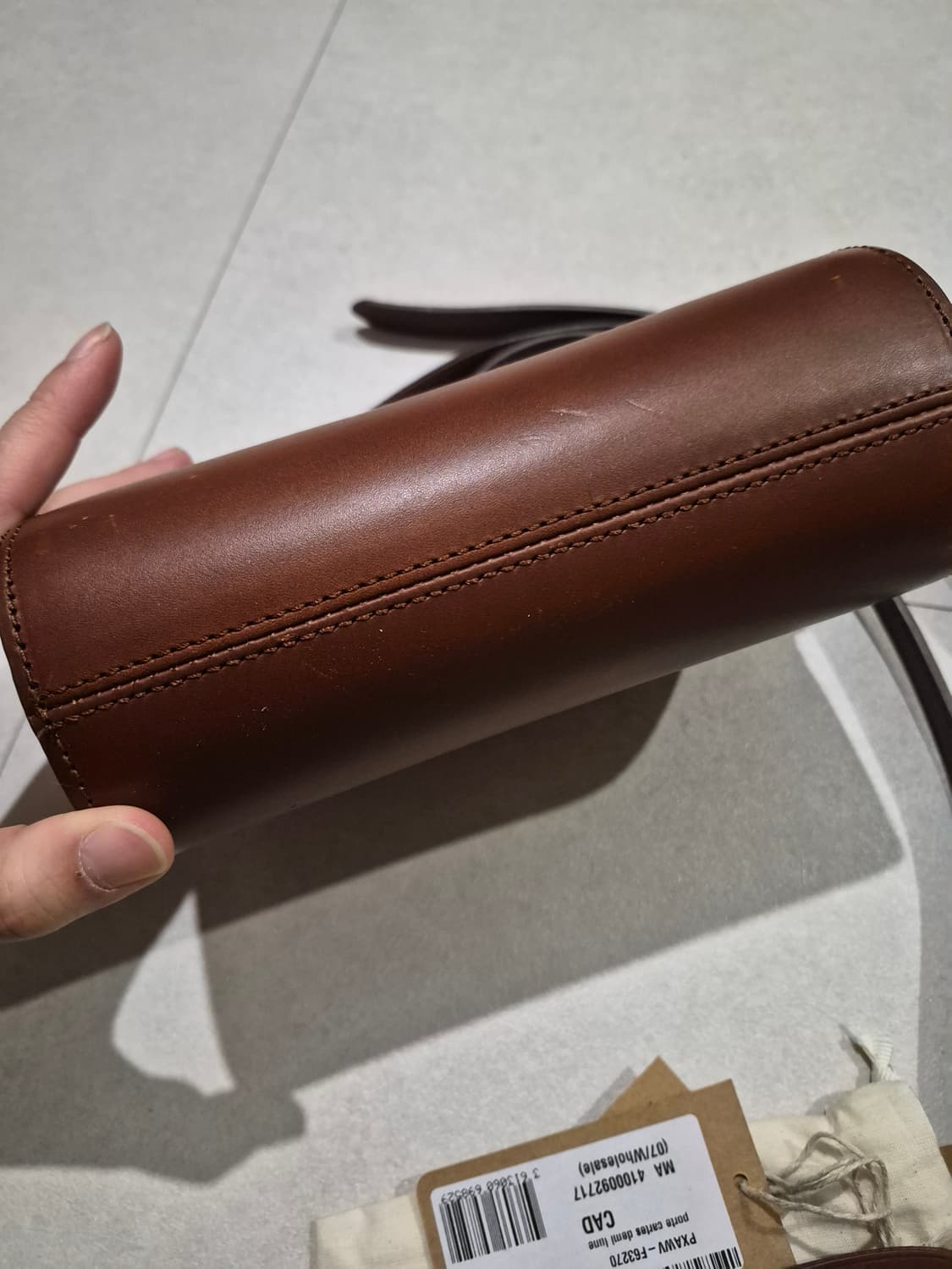 A.P.C. 하프문 가방 브라운 + 카드지갑 세트 상품이미지6