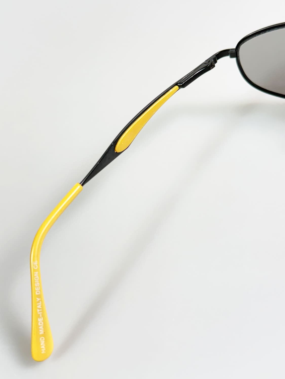 DOMON 블랙 슬림 오벌 메탈 프레임 빈티지 선글라스 상품이미지7