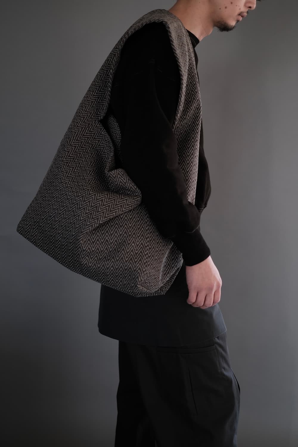 Omar Afridi 오마르 아프리디 자카드 팩토리백 숄더백 새상품 상품이미지3