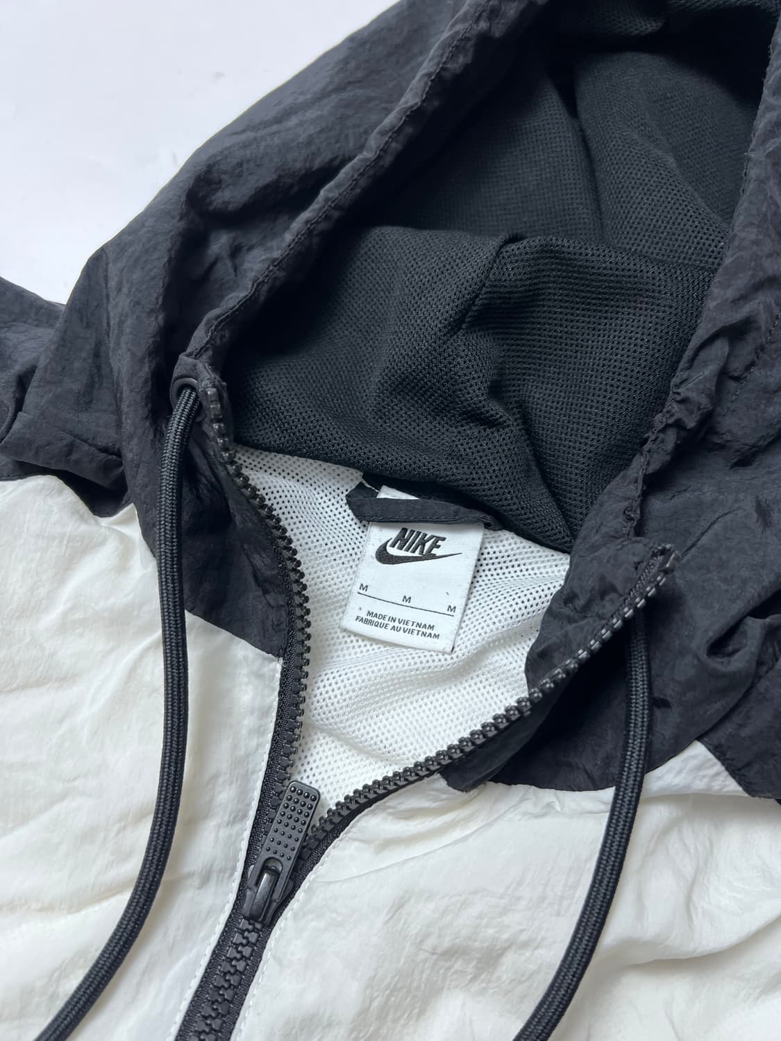 나이키 바람막이 M 검흰  상품이미지5