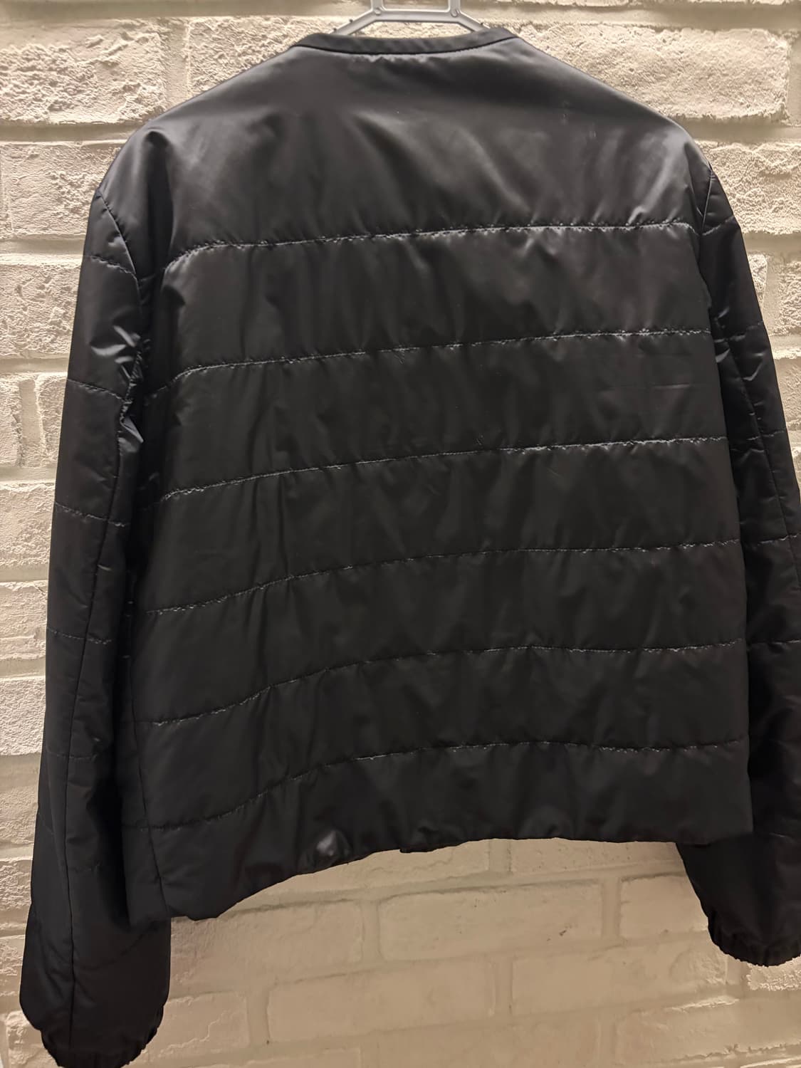 프라다 여성 블랙 경량 패딩 상품이미지4