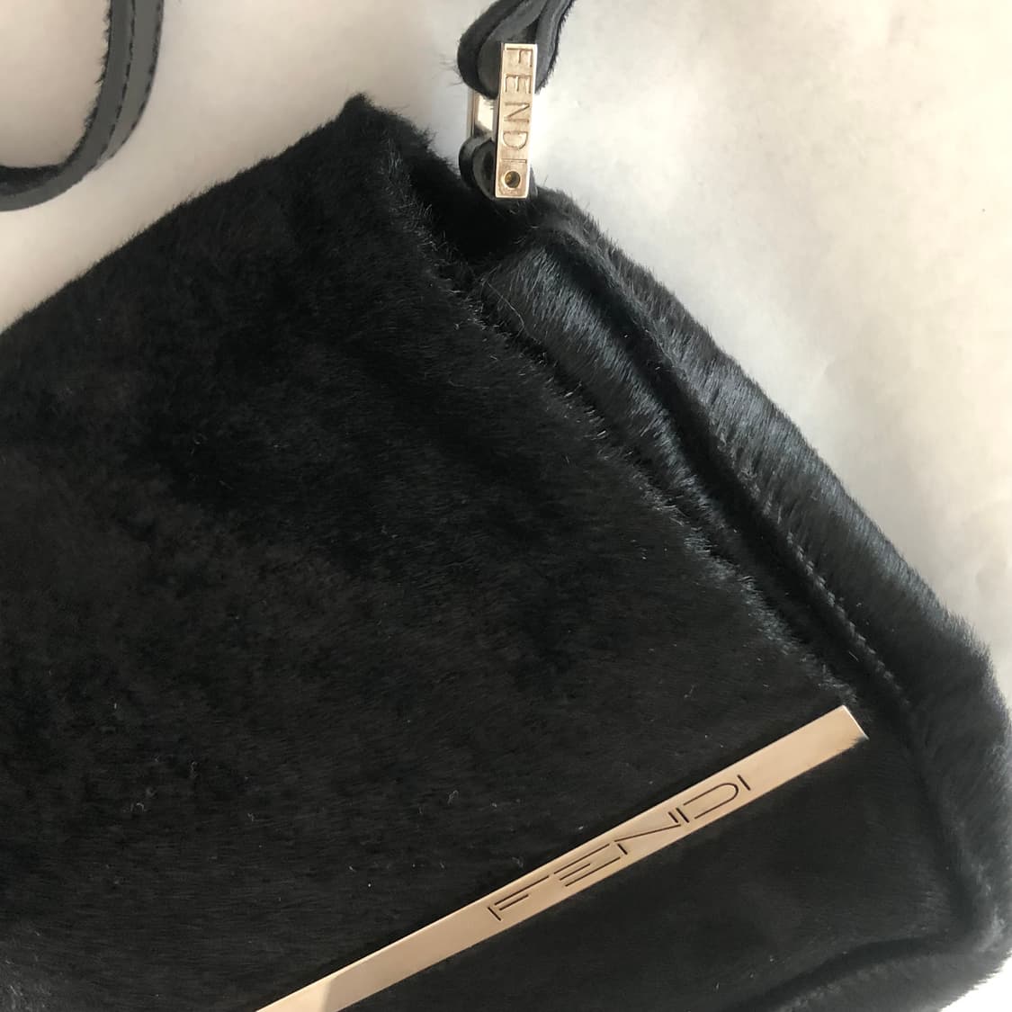 펜디 퍼 바게트 숄더백 상품이미지6