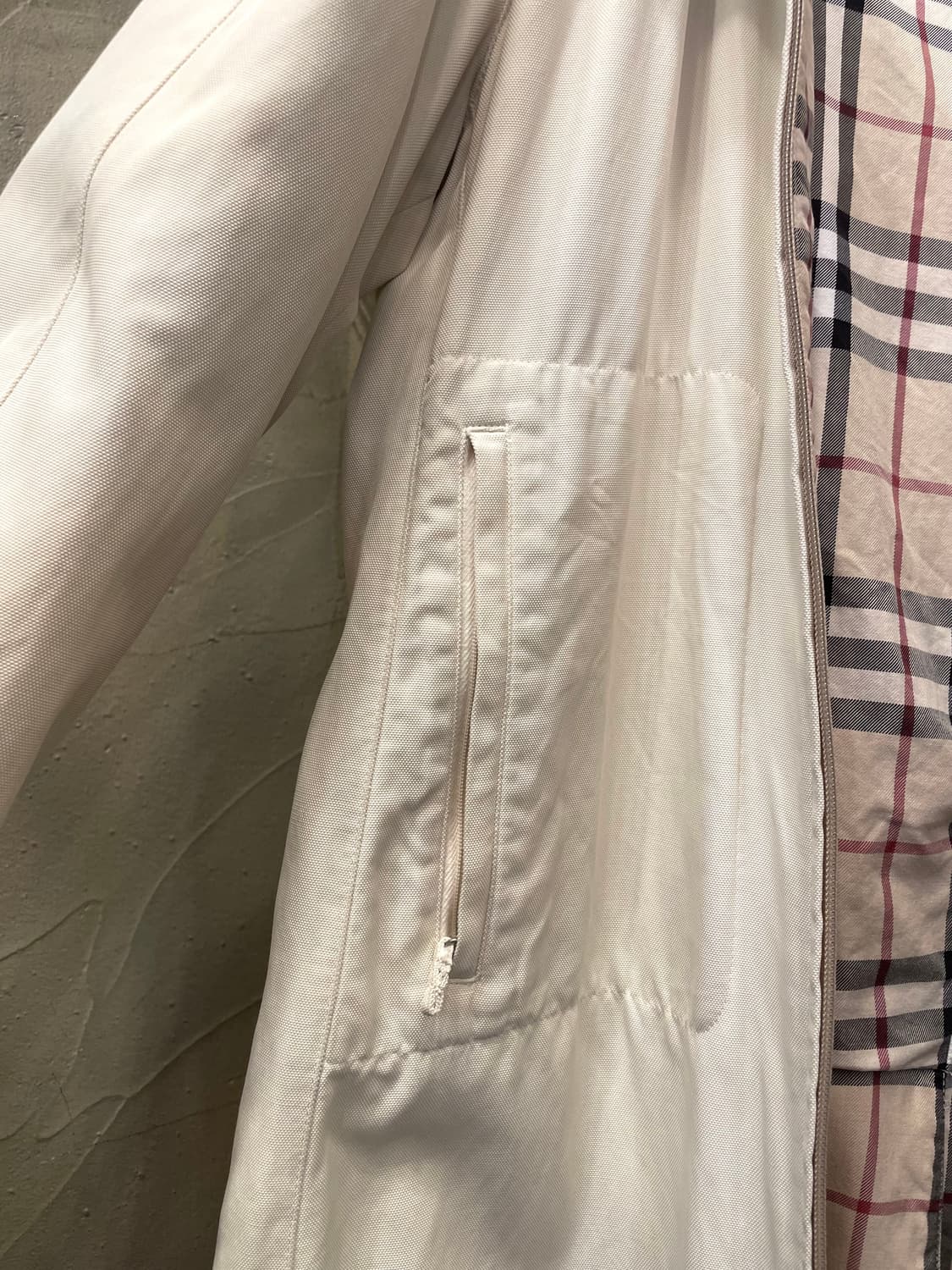 정품)) 버버리 런던 크림색 후드 코트 바람막이 55~55반 상품이미지8