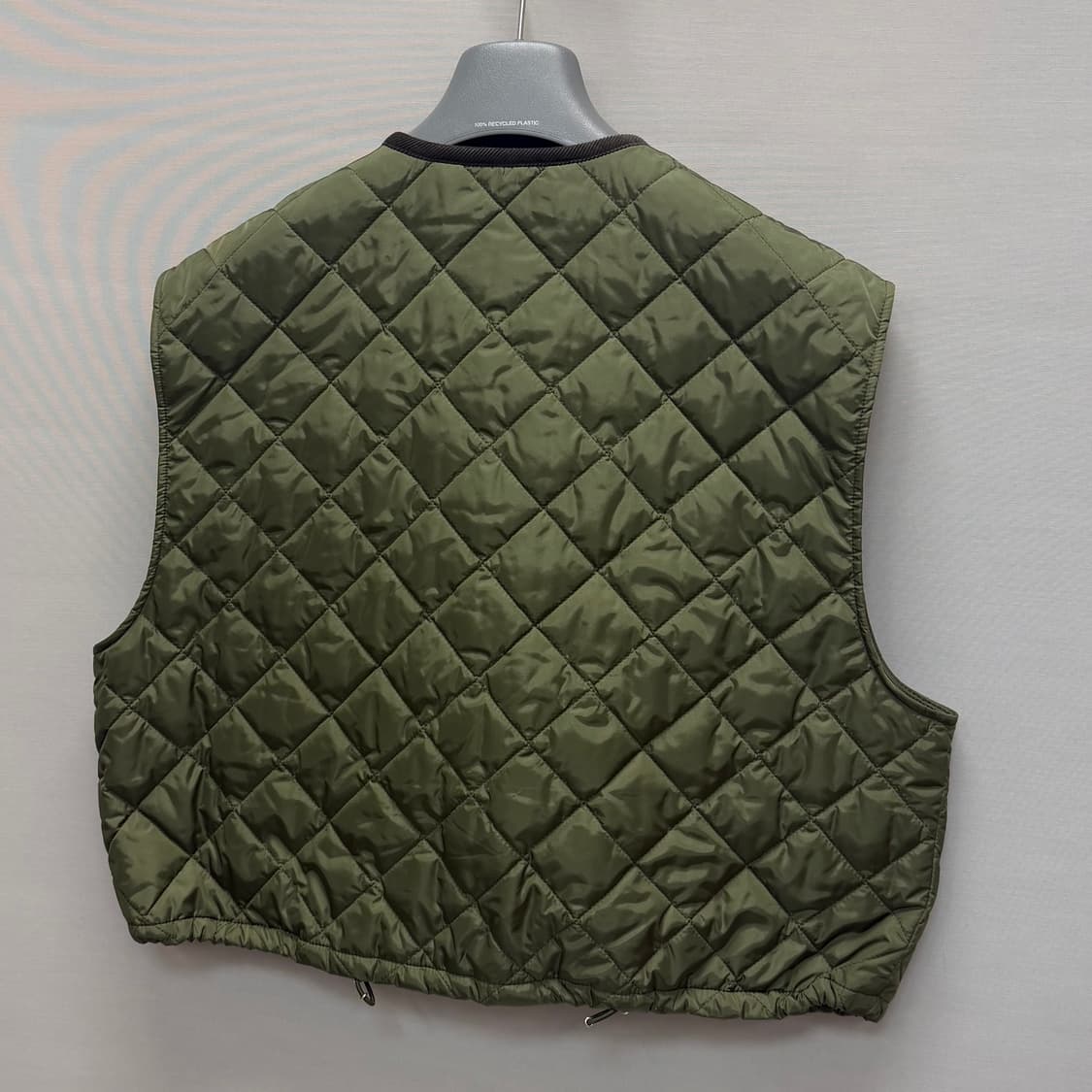 프라다 퀼팅 라이트 리나일론 조끼 ( 여성오버핏 ) 상품이미지5