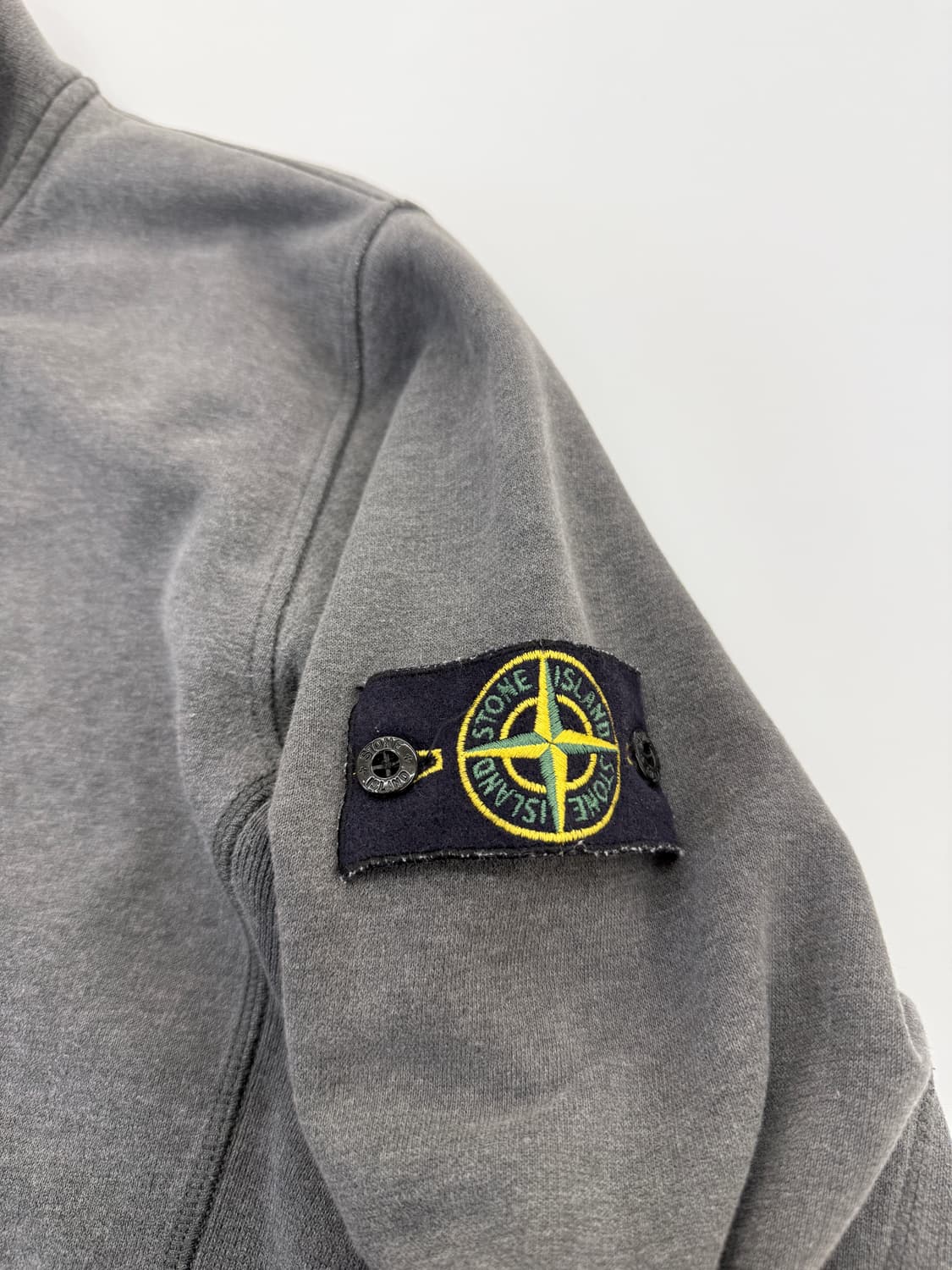 Stone Island 가먼트다잉 버튼업 하이넥 집업 스웻 자켓 상품이미지3