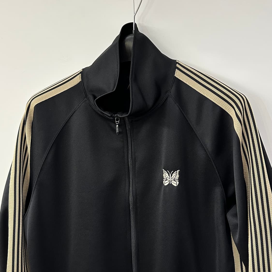 니들스 lhp 트랙자켓 XL사이즈  상품이미지2