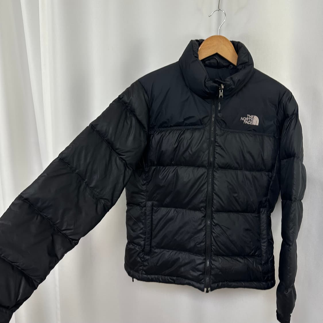  노스페이스 여자 패딩 거위털 검정 85 M 상품이미지2