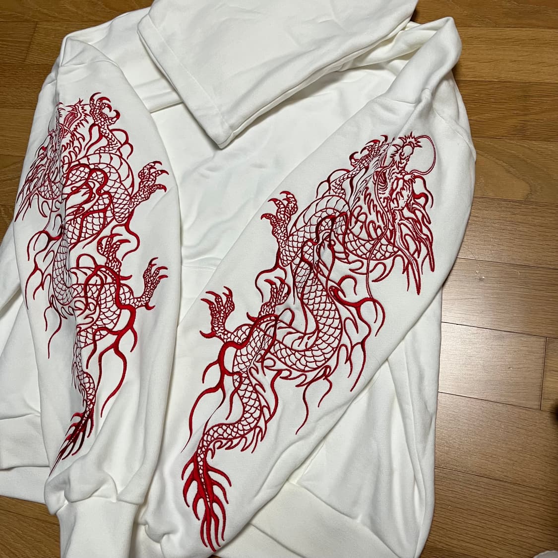 왓더파티 후드티 미실착 판매 상품이미지3