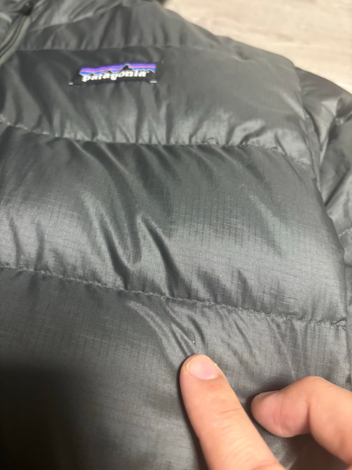 [S/하자] 파타고니아 경량패딩 상품이미지7