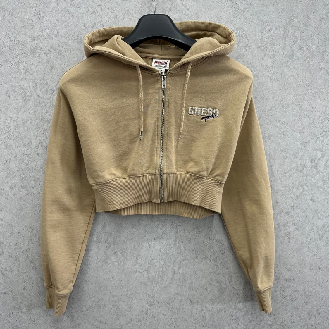 85 게스 여자 크롭 후드집업 상품이미지1