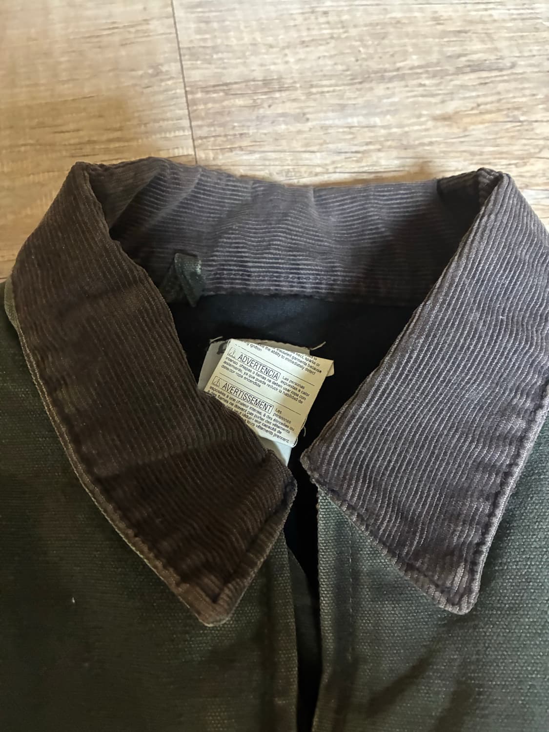 칼하트 j14 mos m사이즈  상품이미지4