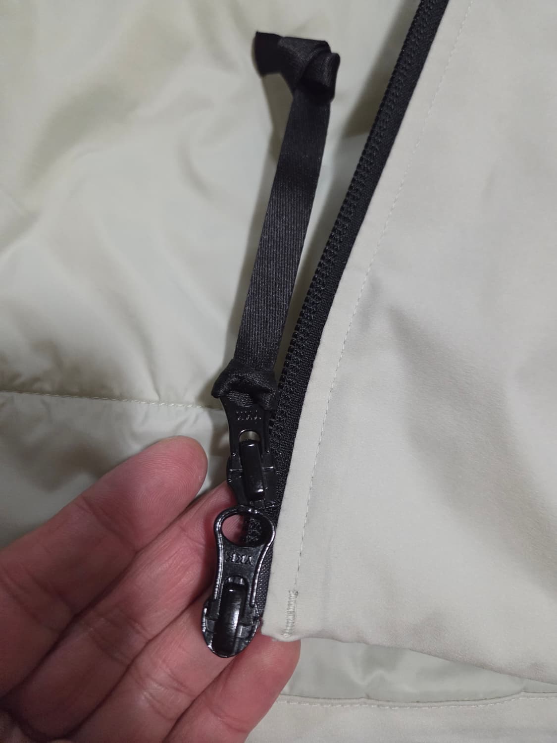 CP컴퍼니  프리마로프트 후드자켓 (48) 상품이미지7