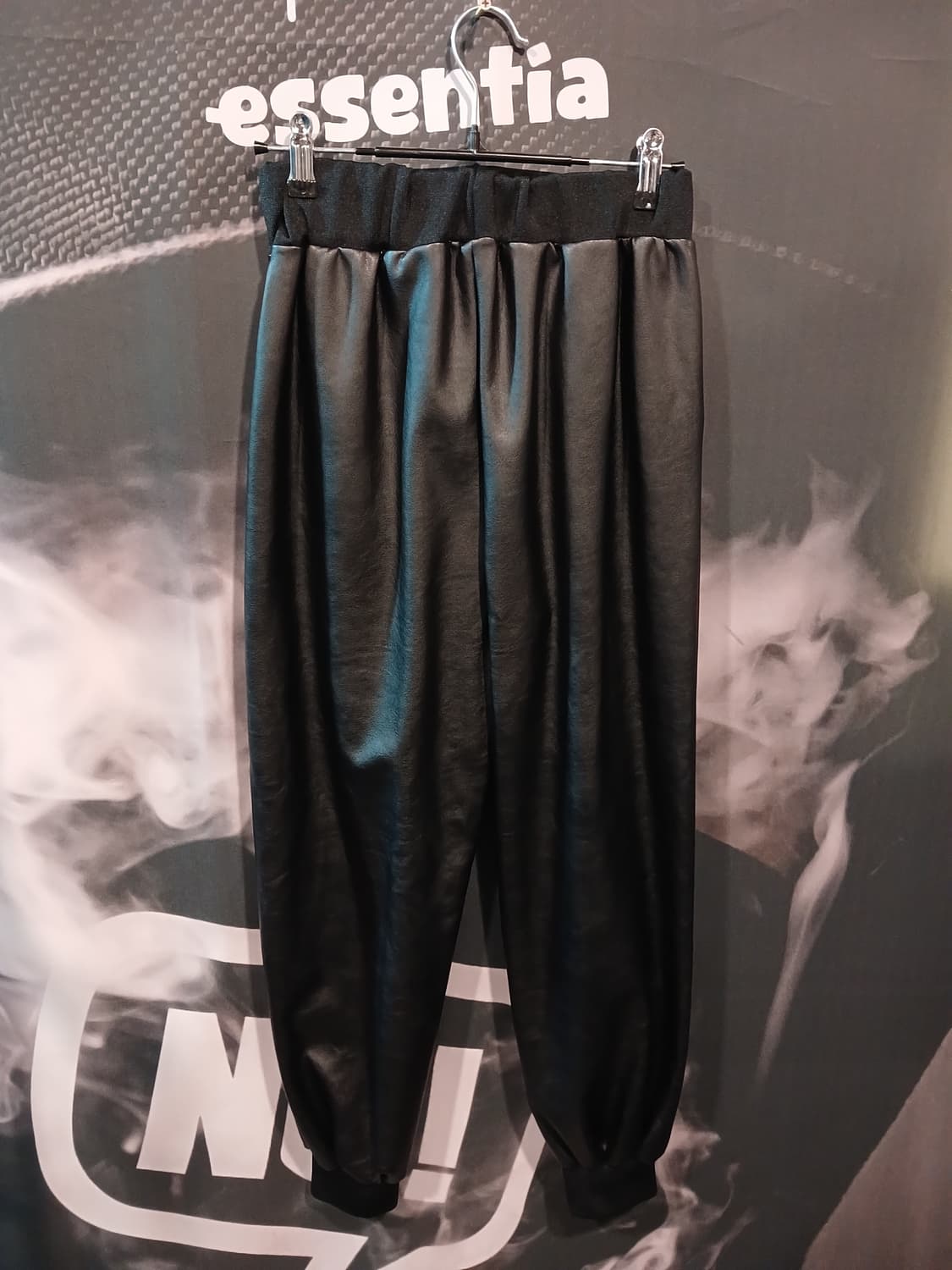 블랙 레더 조거팬츠 상품이미지2