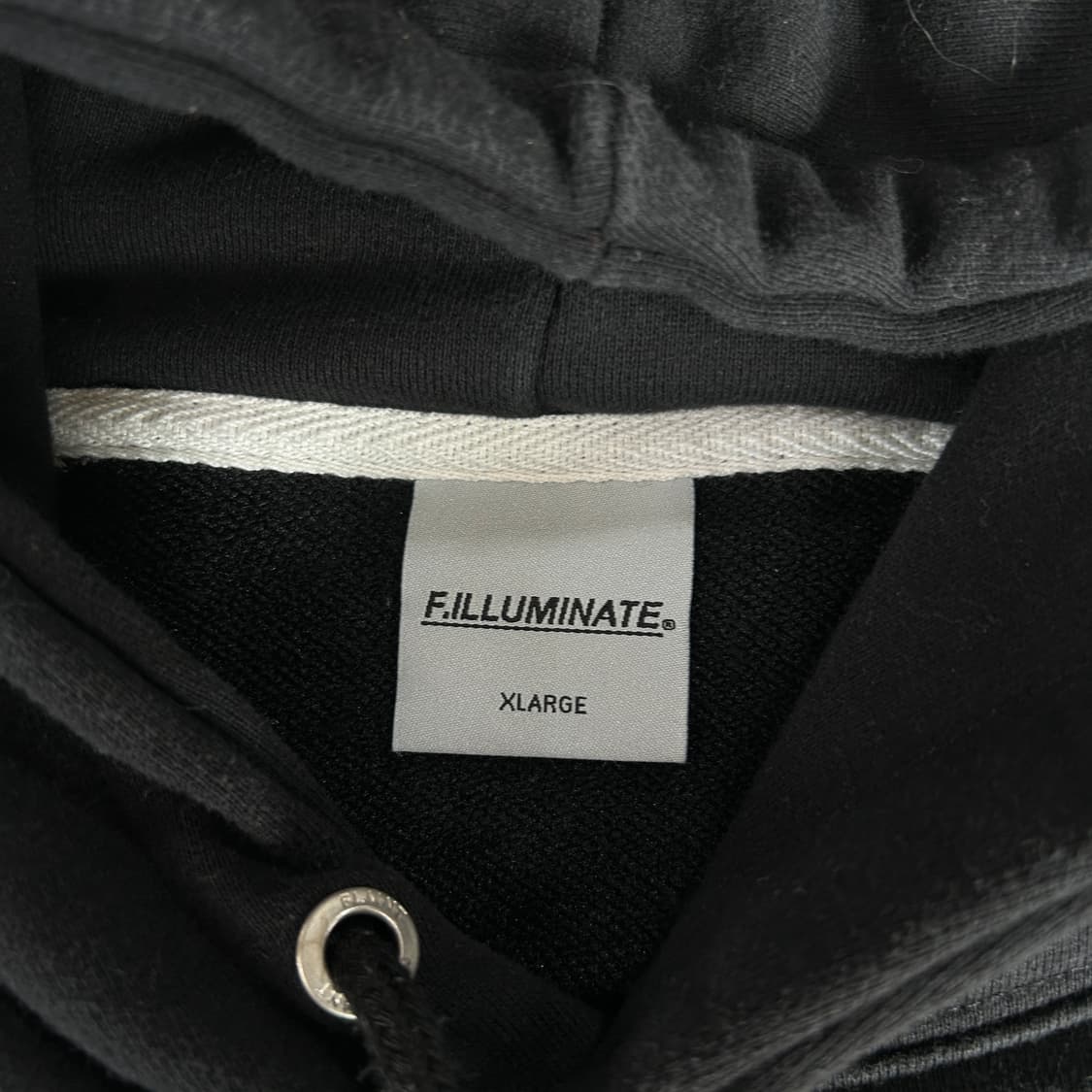 FILLUMINATE 블랙 후드티 XL 상품이미지2