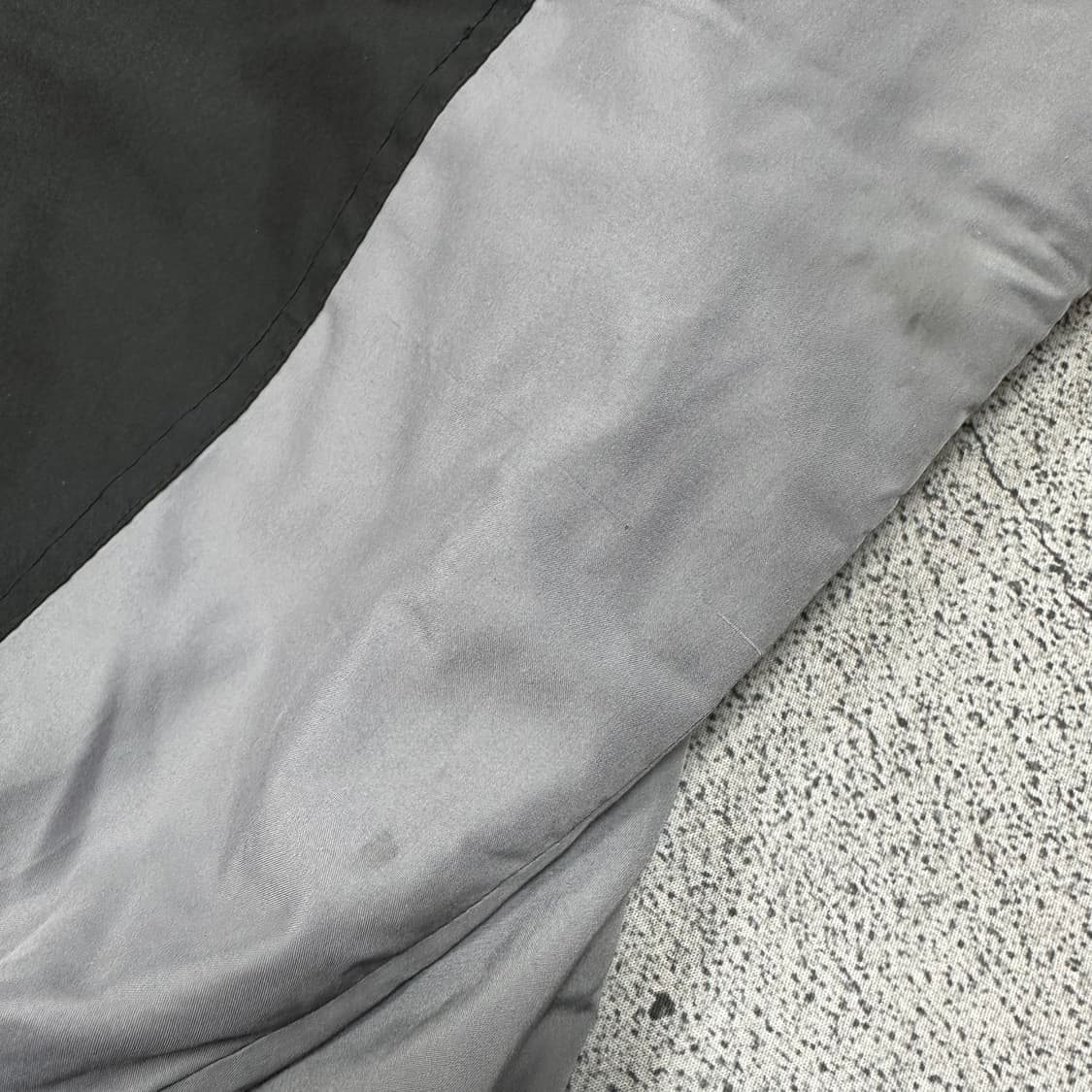 ✨ (바배) 나이키 00s 올드스쿨 블랙 누빔 바람막이 상품이미지5