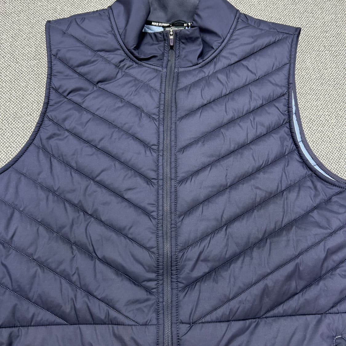 나이키 에어로레이어 러닝 베스트(L) 상품이미지4