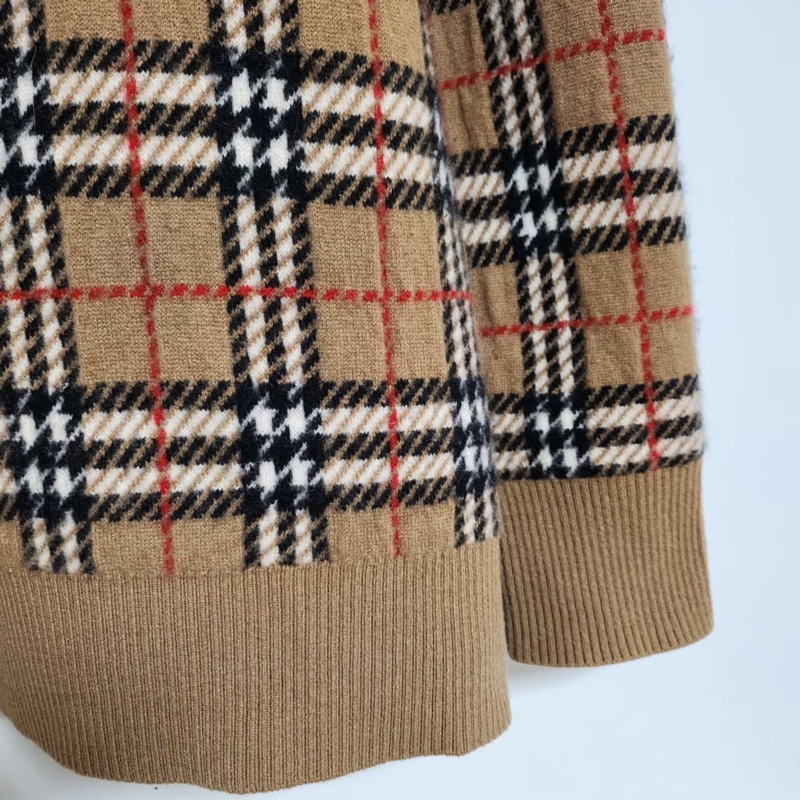 [XL] 버버리 체크 캐시미어 남성 니트 8005117 상품이미지4