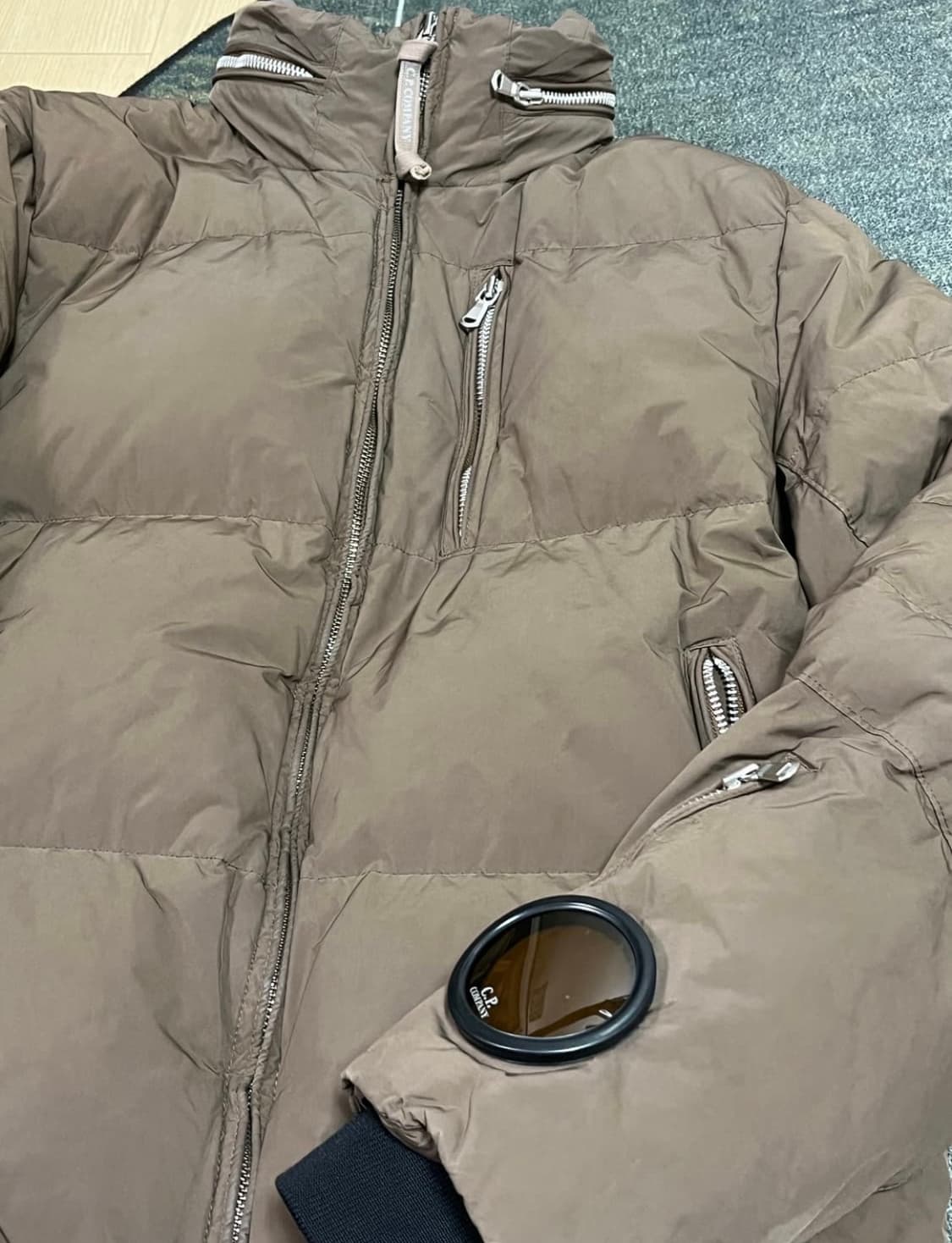 Cp 컴퍼니 piuma d'oca 다운 재킷 상품이미지2