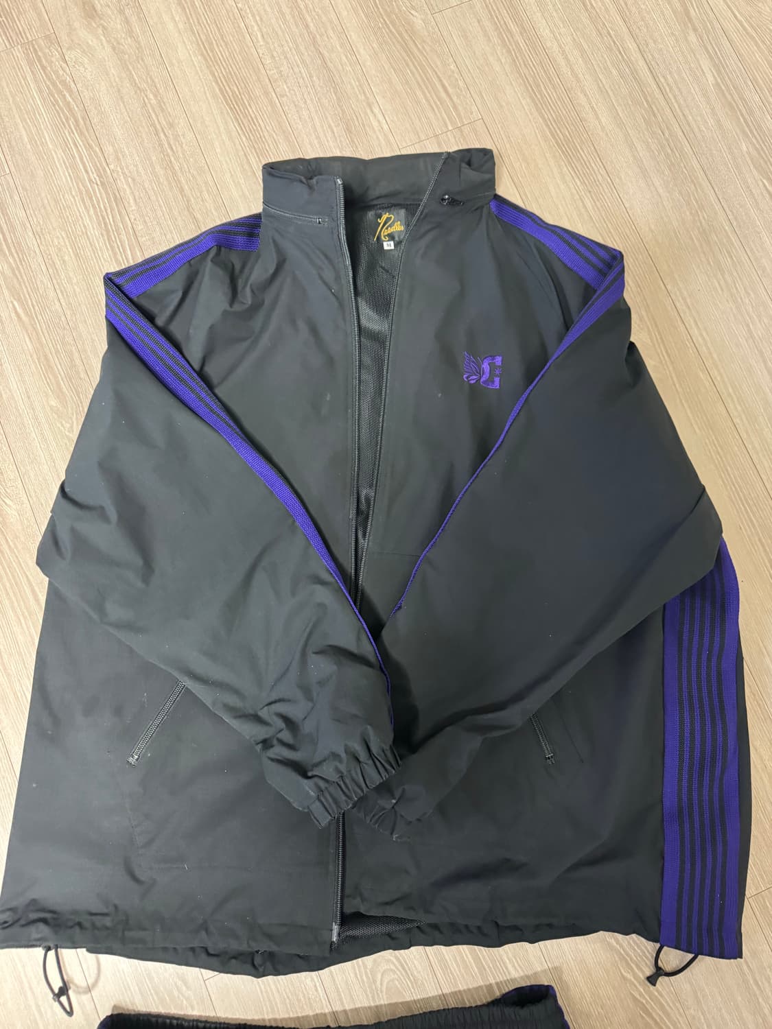 니들스 DC 트랙 셋업 검보 상품이미지1