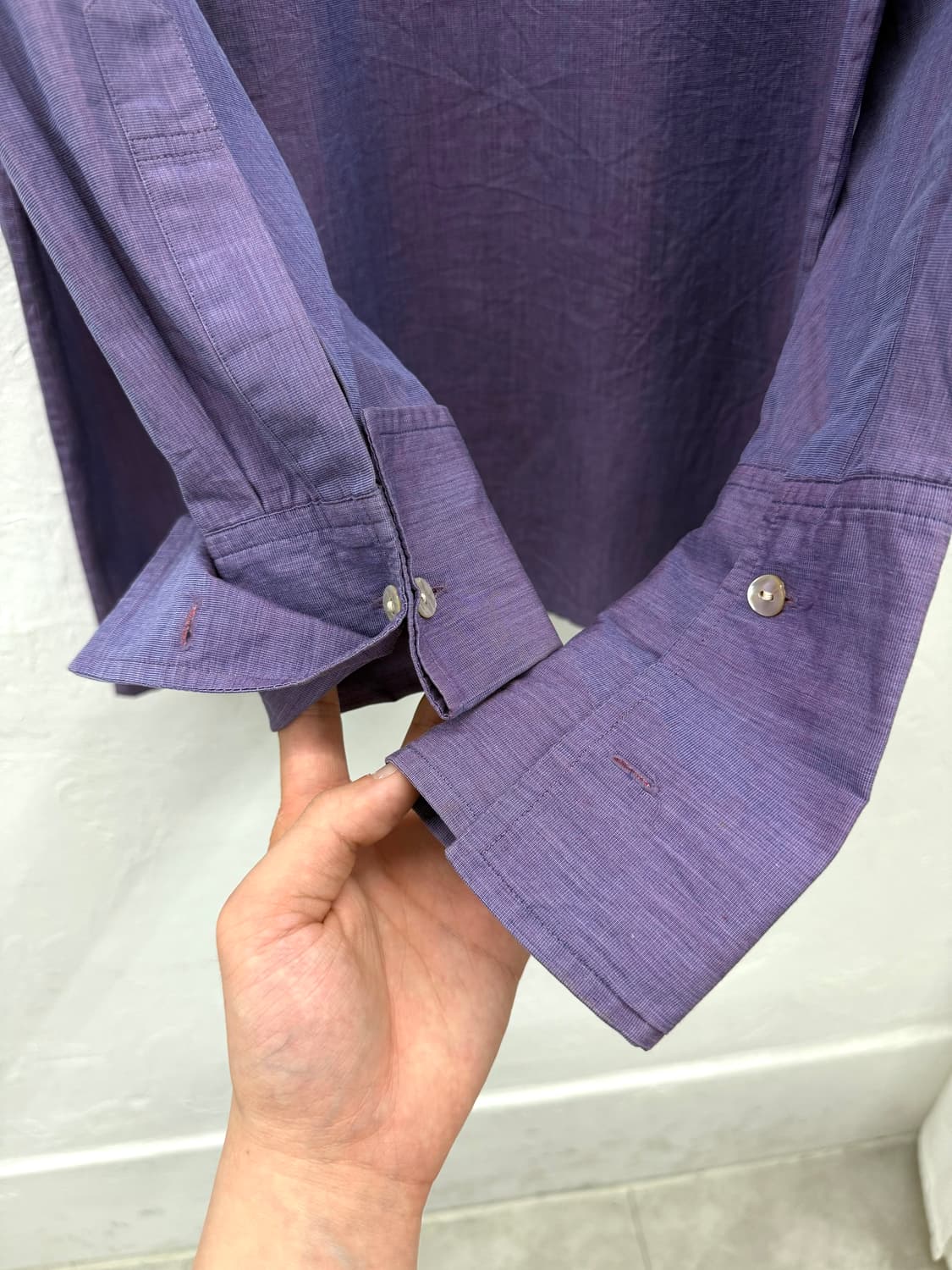 캐서린 햄넷 버튼 커프스 셔츠 상품이미지4