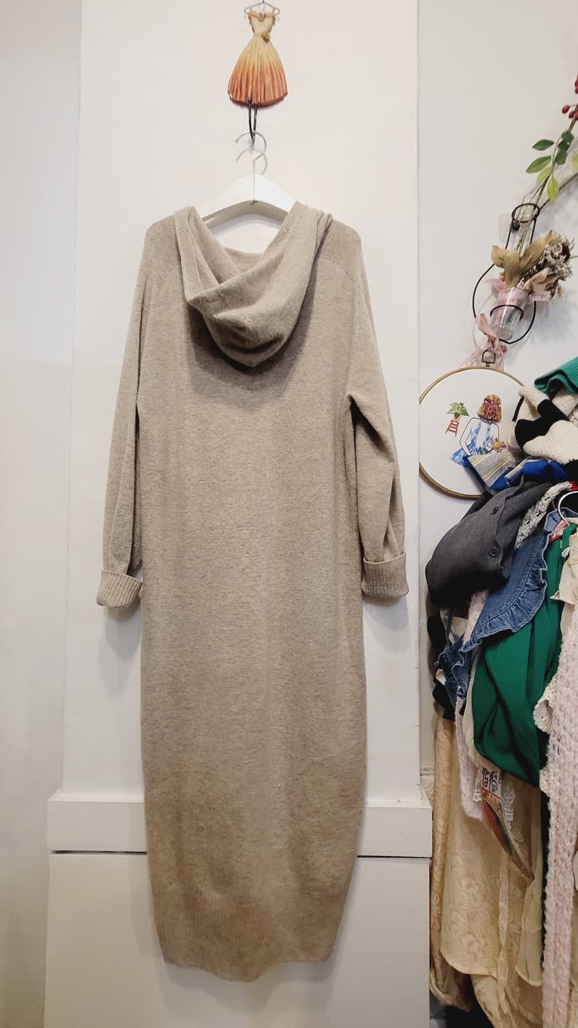 수입 홀가먼트 후드 울 니트 원피스.마인 셔링 펨플럼 집업 트위드 상품이미지4