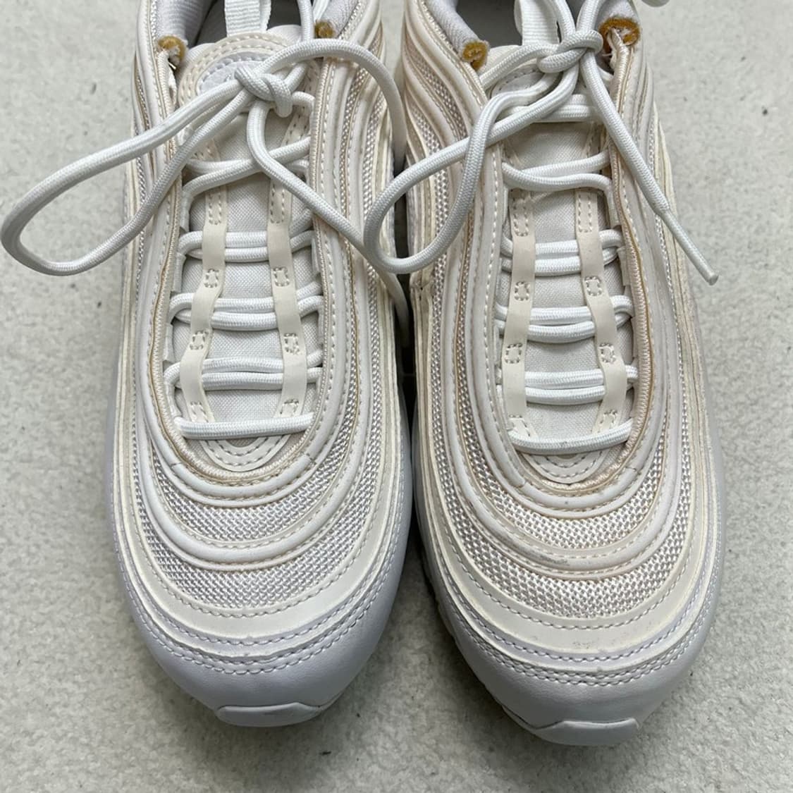 나이키 에어맥스 97 트리플 화이트 스니커즈 250 상품이미지4