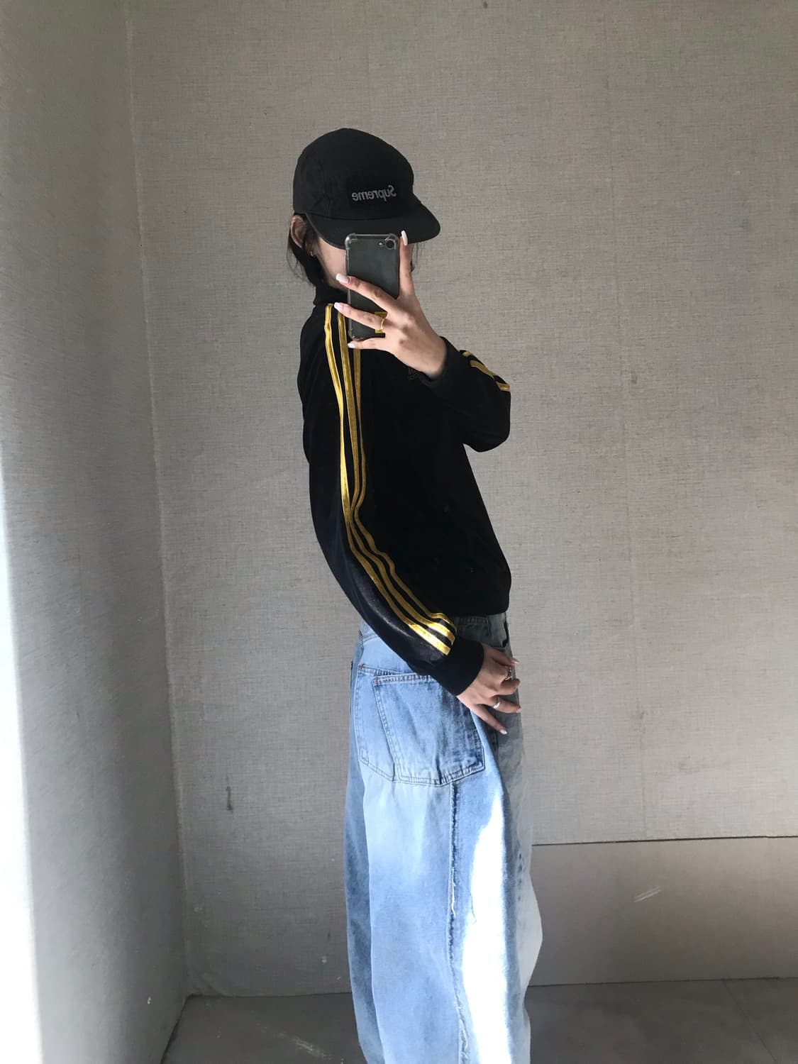 아디다스 블랙 골드 벨벳 져지 상품이미지3