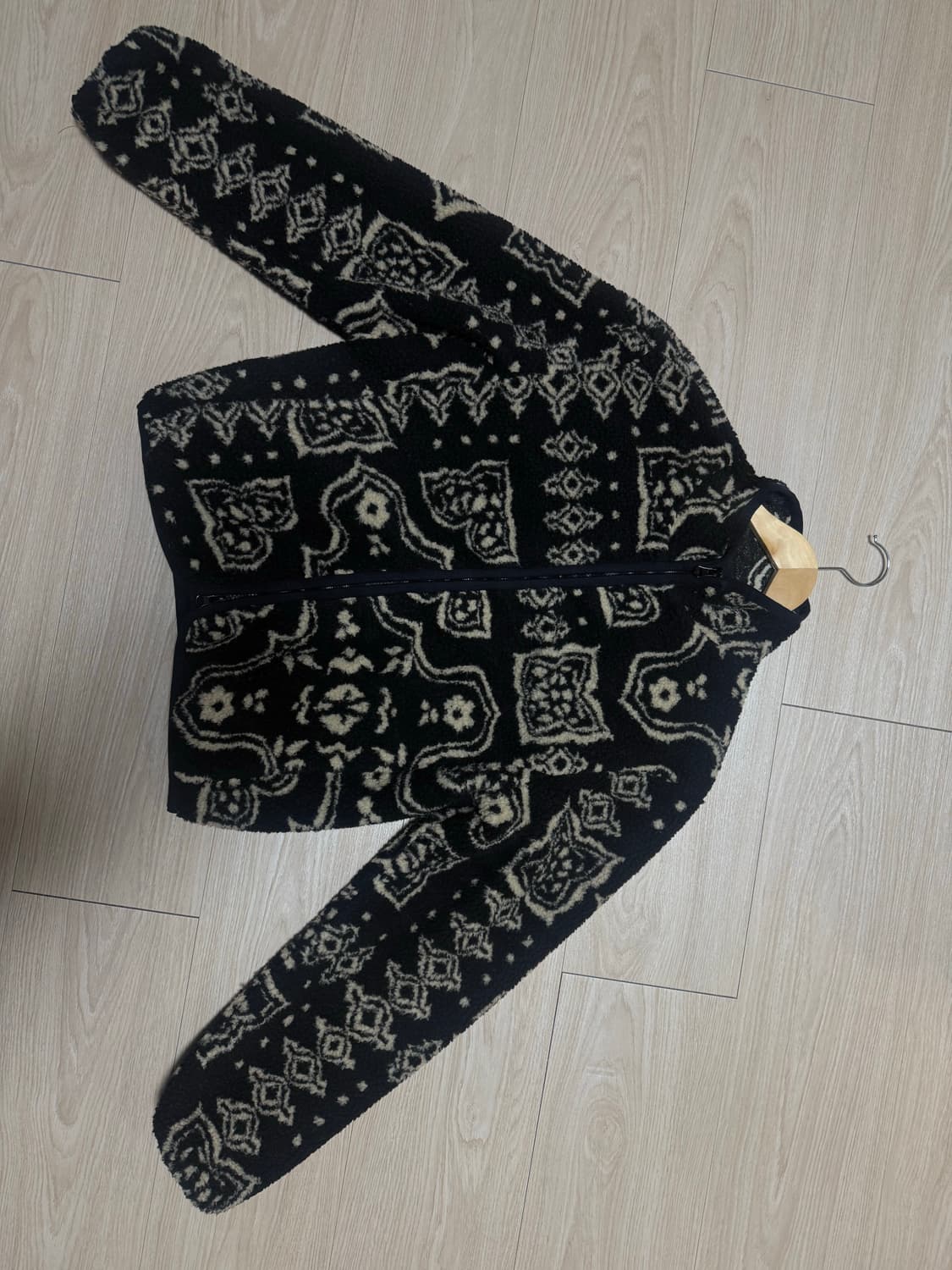 썬번프로젝트 페이즐리 플리스 집업 상품이미지5