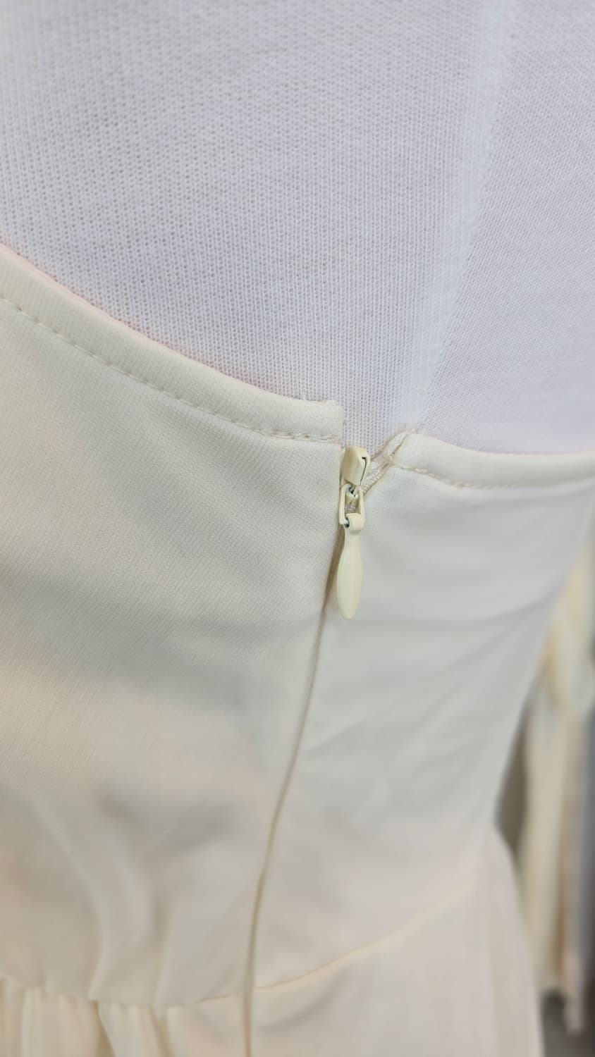 헤더 쉬폰 롱 원피스 F 아이보리 나시 뷔스티에 셔링 상품이미지4