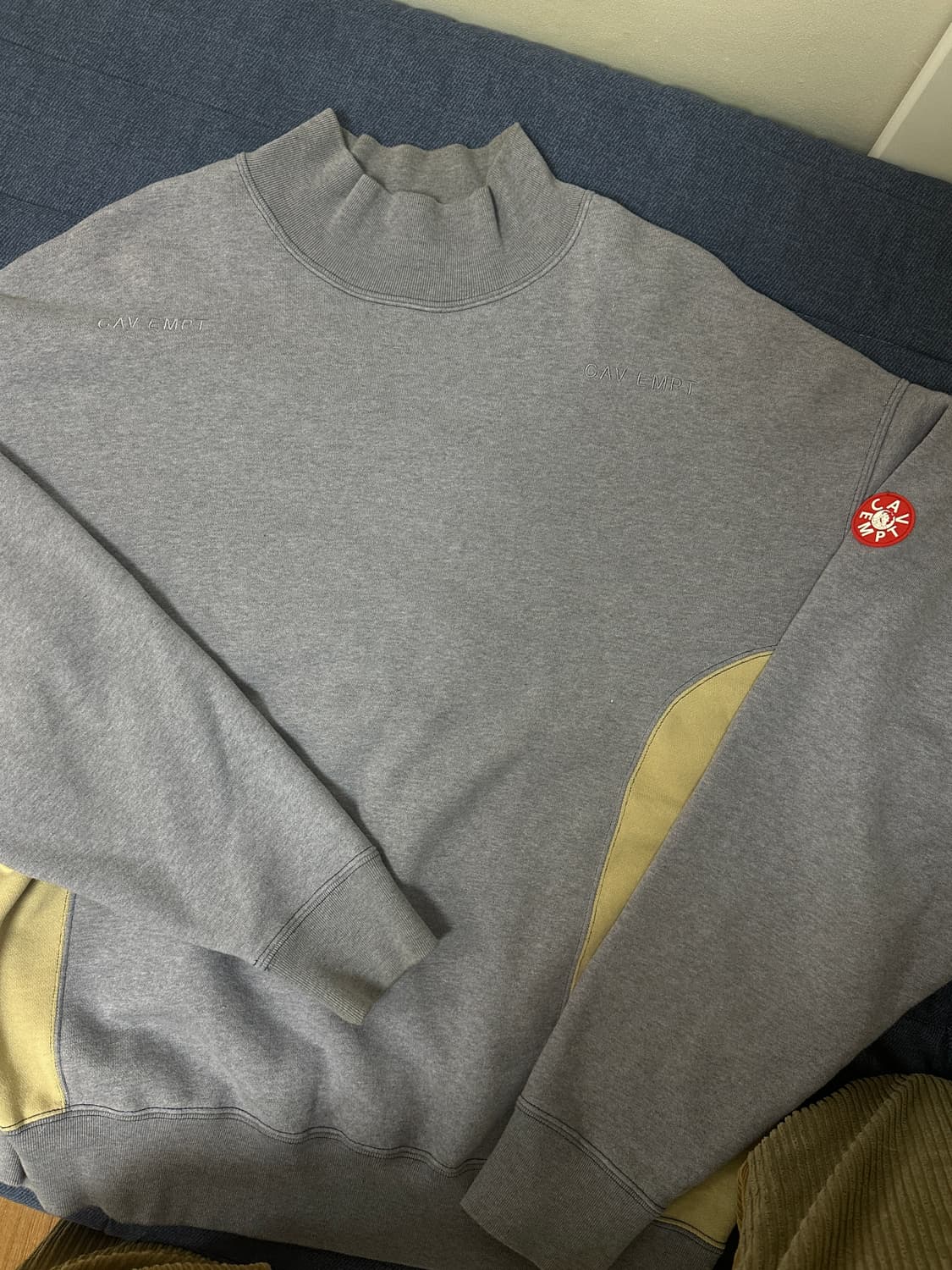 카브엠트CAVEMPT/모크넥 스웻셔츠/L 상품이미지1