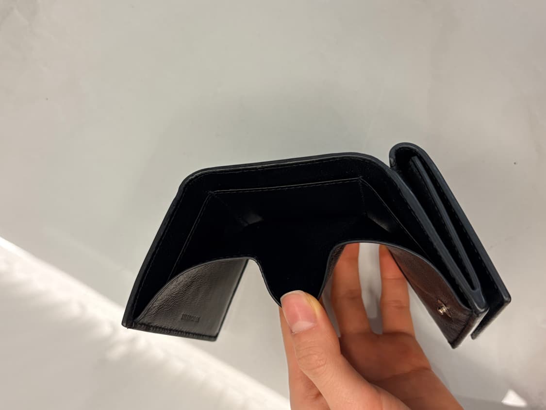 발렌시아가 지갑 상품이미지4