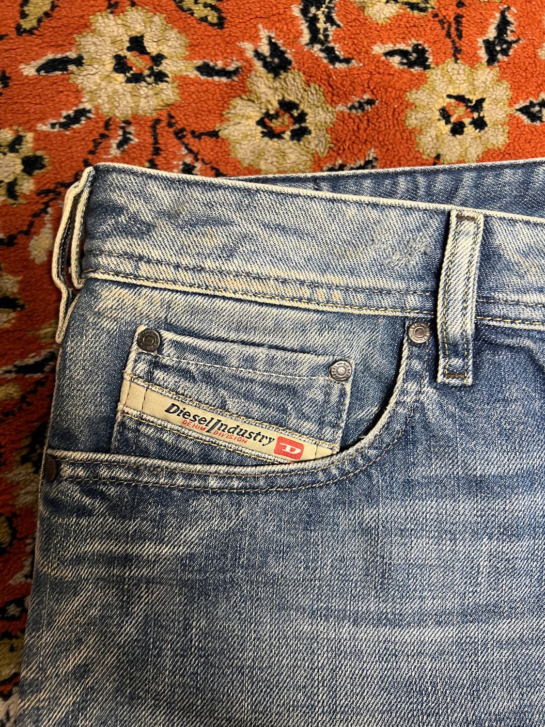 [31] 디젤 자탄 부츠컷 플레어 데님 팬츠 상품이미지3