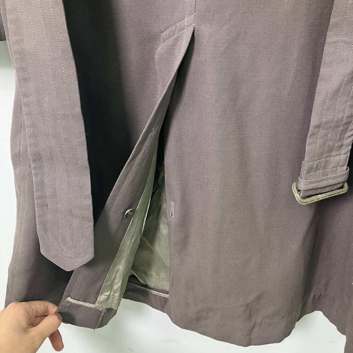 바라쿠타 다크 카키 더블 브레스티드 트렌치코트 상품이미지8