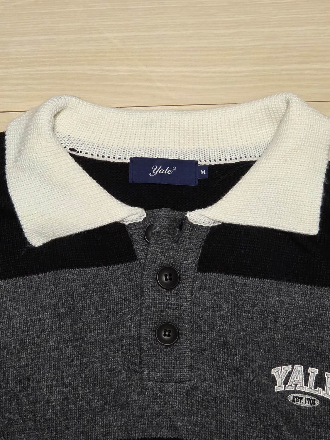 [M] 예일 투톤 럭비 니트 차콜 상품이미지3