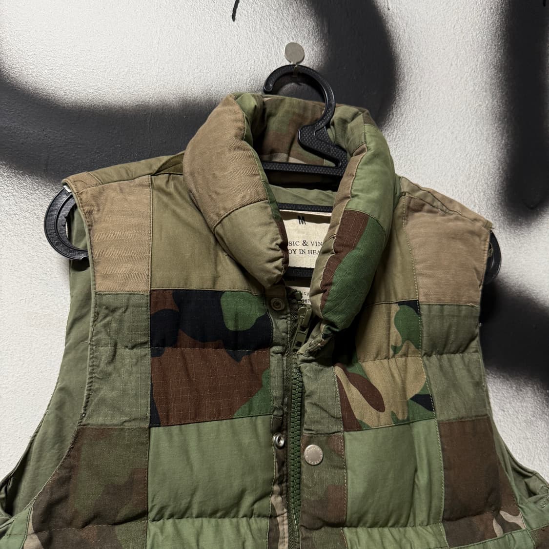 Aspesi Blu & co 아스페시 카모 패치워크 다운 베스트 상품이미지3