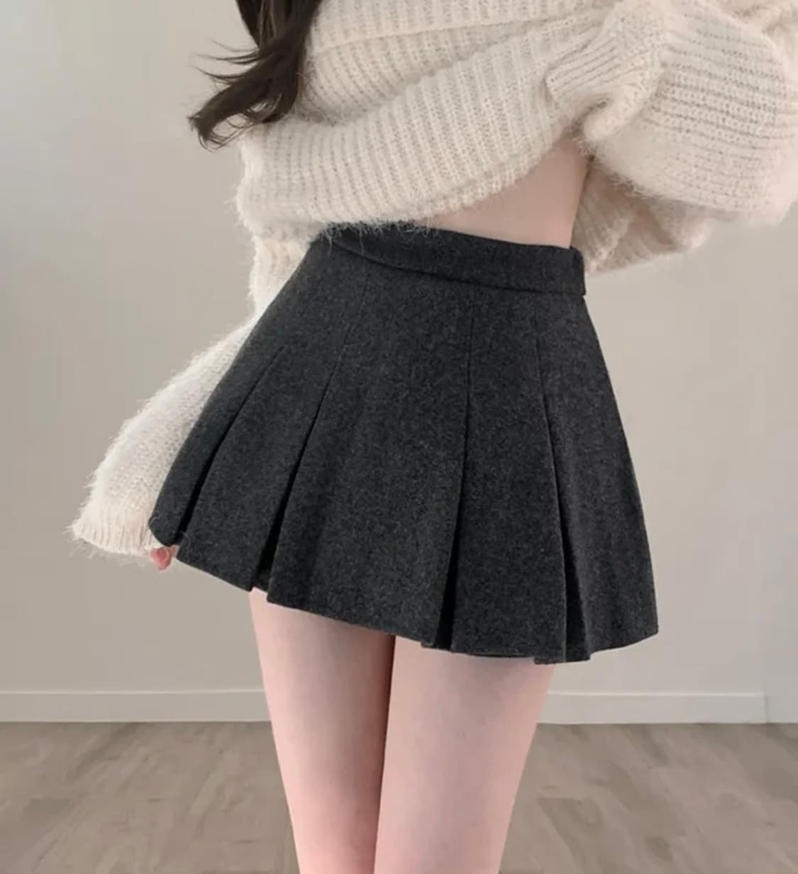 [새제품.바로배송] 루밍엘리스 도톰 기모 플리츠 미니스커트 s 상품이미지1