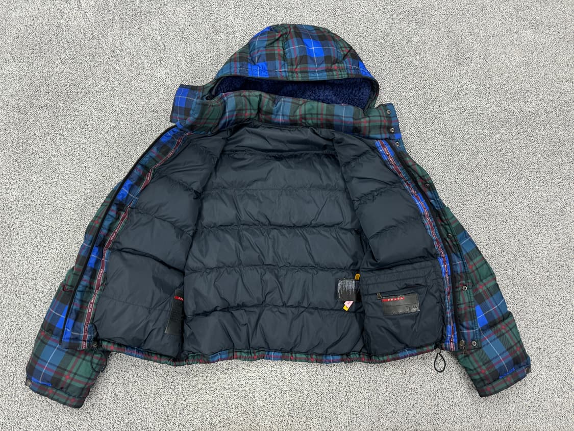 프라다 페이드패턴 푸퍼 다운자켓 상품이미지6