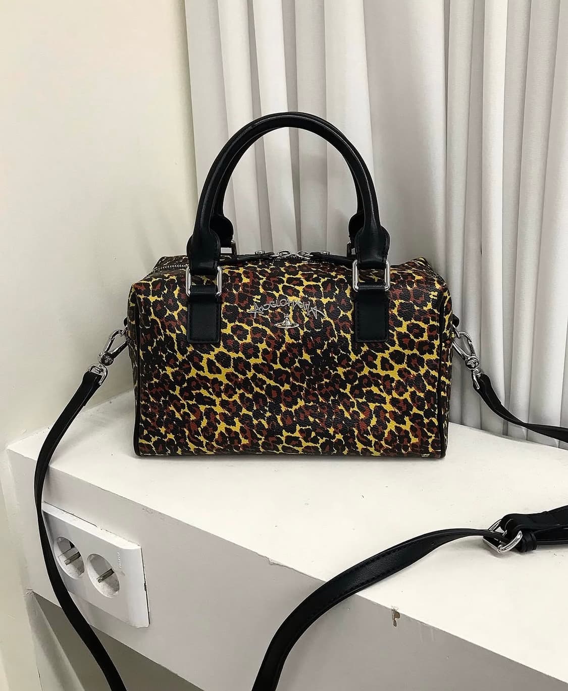 비비안웨스트우드 레오파드 투웨이백 가방 상품이미지1