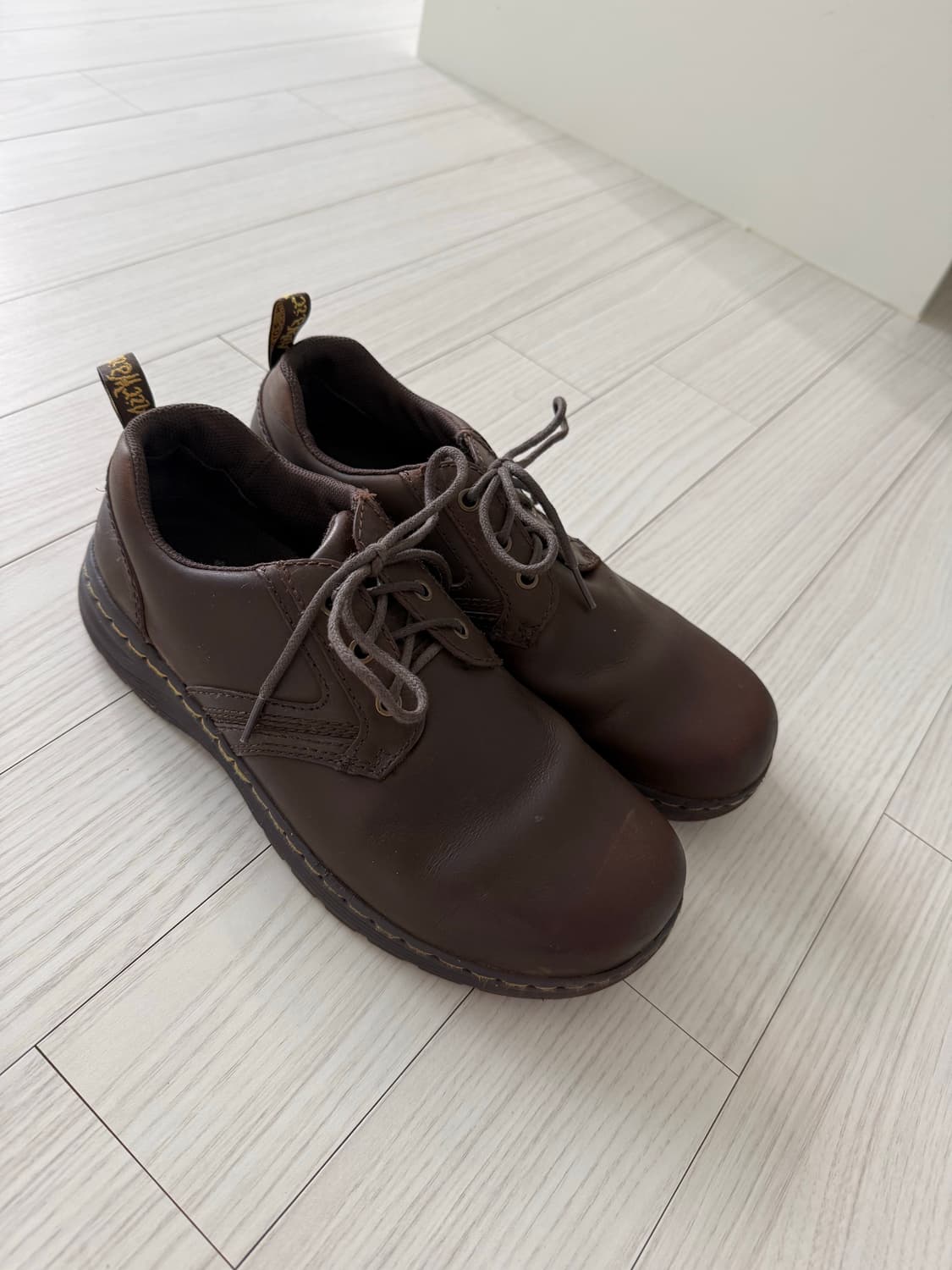 닥터마틴 브라운 구동화 280 상품이미지2
