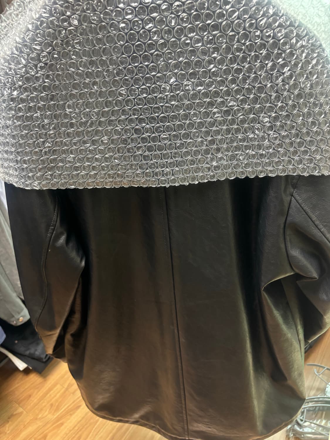 인사일런스 25fw 레더 카코트 m 상품이미지4